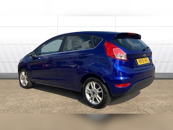 Used Ford Fiesta 2015 for sale - 79232097: Photo