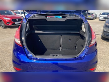 Used Ford Fiesta 2015 for sale - 79232097: Photo