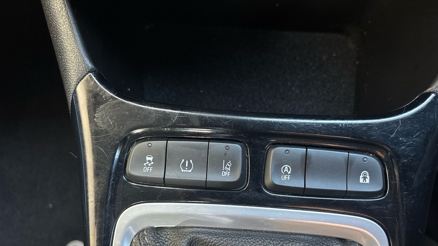 Used Vauxhall Crossland 2022 for sale - 77965659: Photo 25