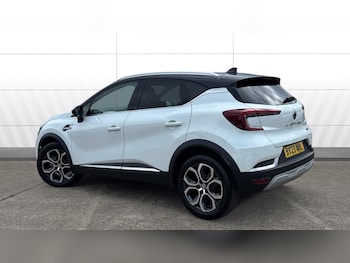 Used Renault Captur 2023 for sale - 78973366: Photo