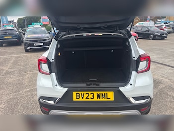 Used Renault Captur 2023 for sale - 78973366: Photo
