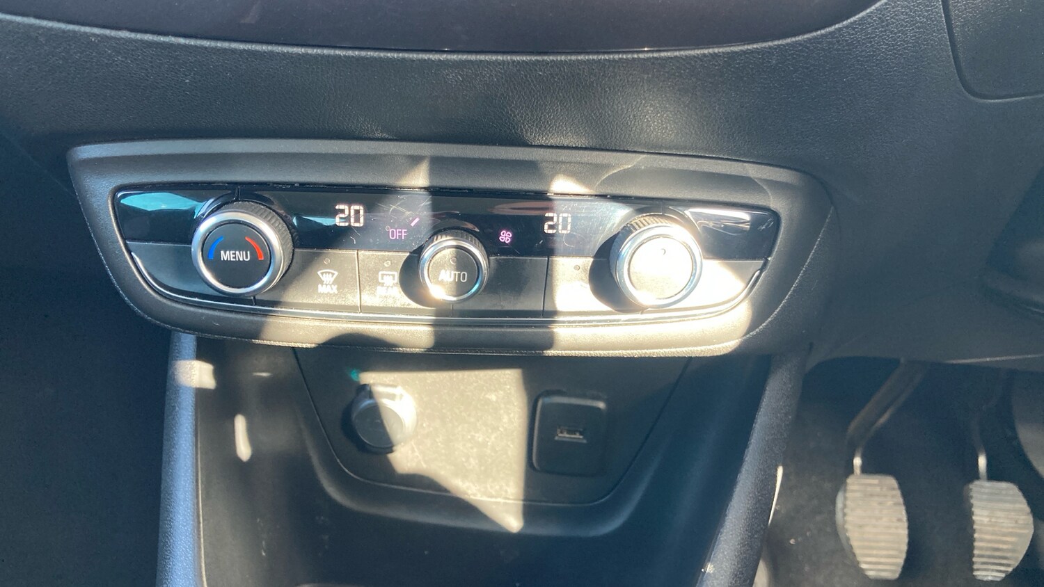 Used Vauxhall Crossland X 2019 for sale - 77930478: Photo 26