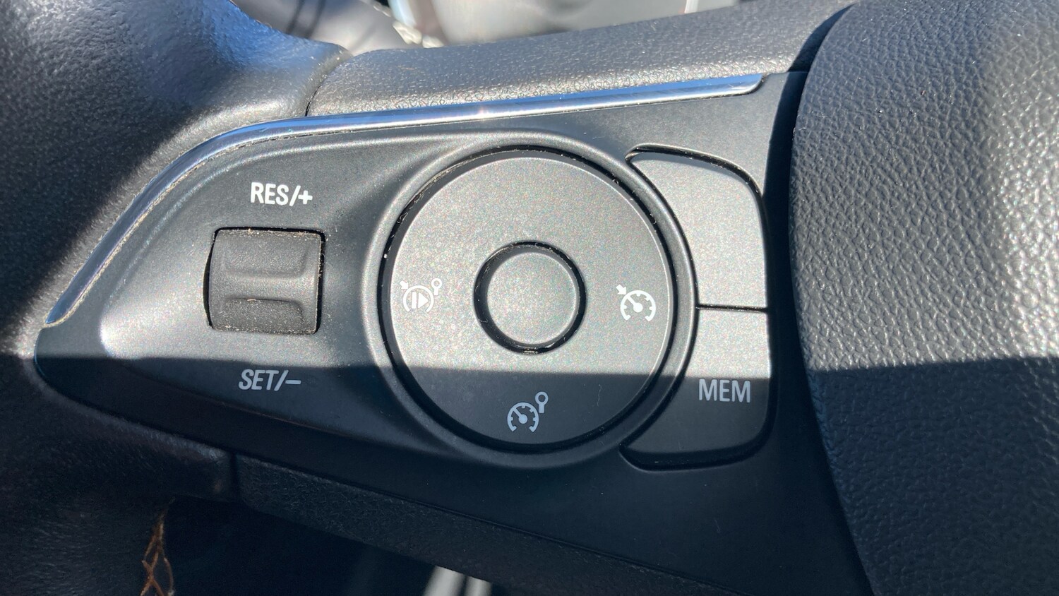 Used Vauxhall Crossland X 2019 for sale - 77930478: Photo 29