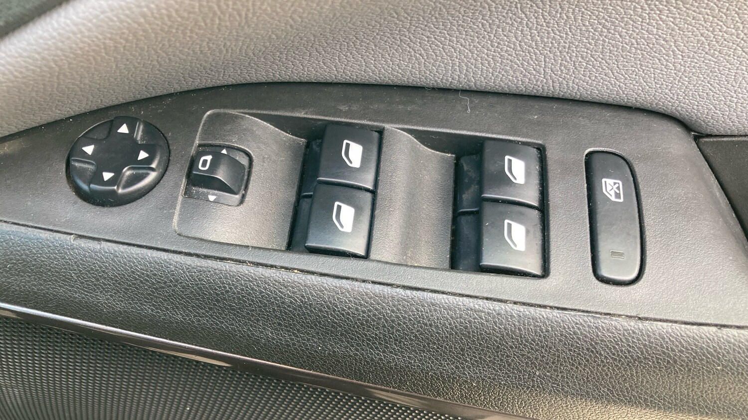 Used Vauxhall Crossland X 2019 for sale - 77930478: Photo 33