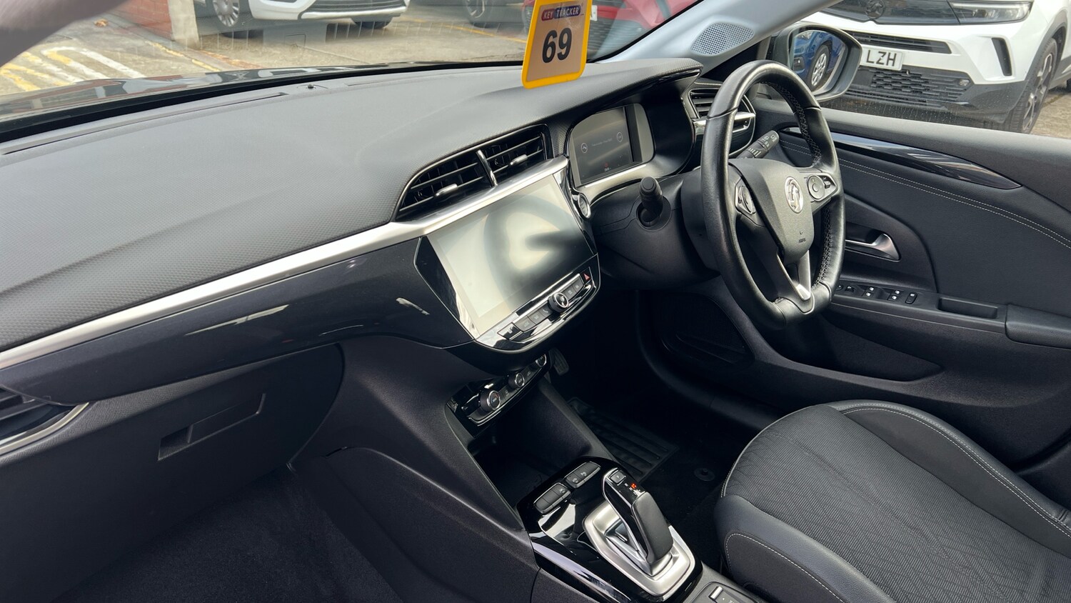 Used Vauxhall Corsa 2021 for sale - 76402312: Photo 9