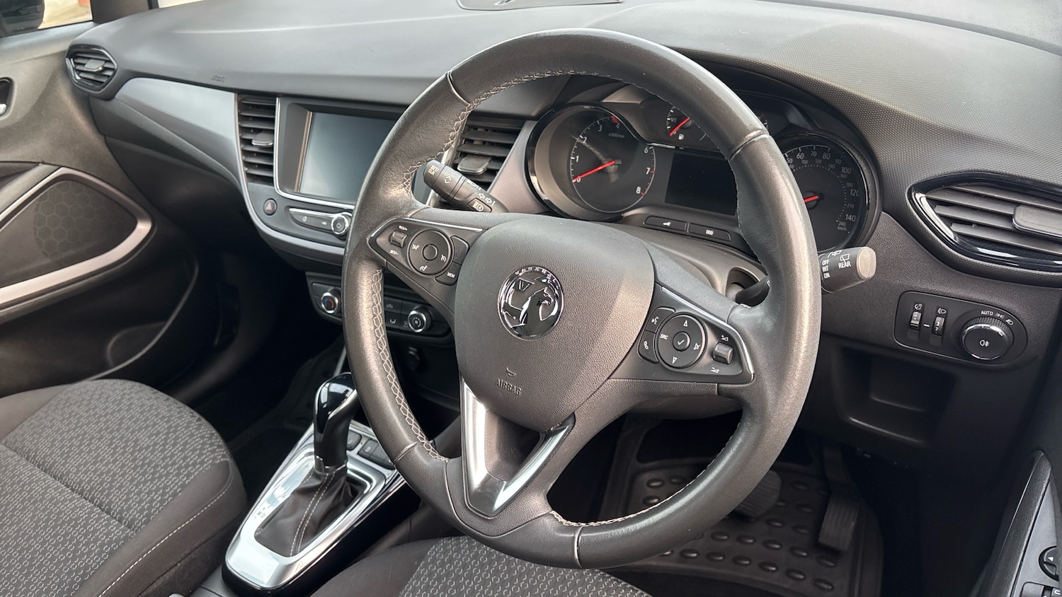 Used Vauxhall Crossland 2023 for sale - 77103342: Photo 11