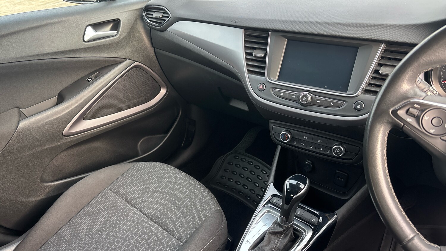 Used Vauxhall Crossland 2023 for sale - 77103342: Photo 14