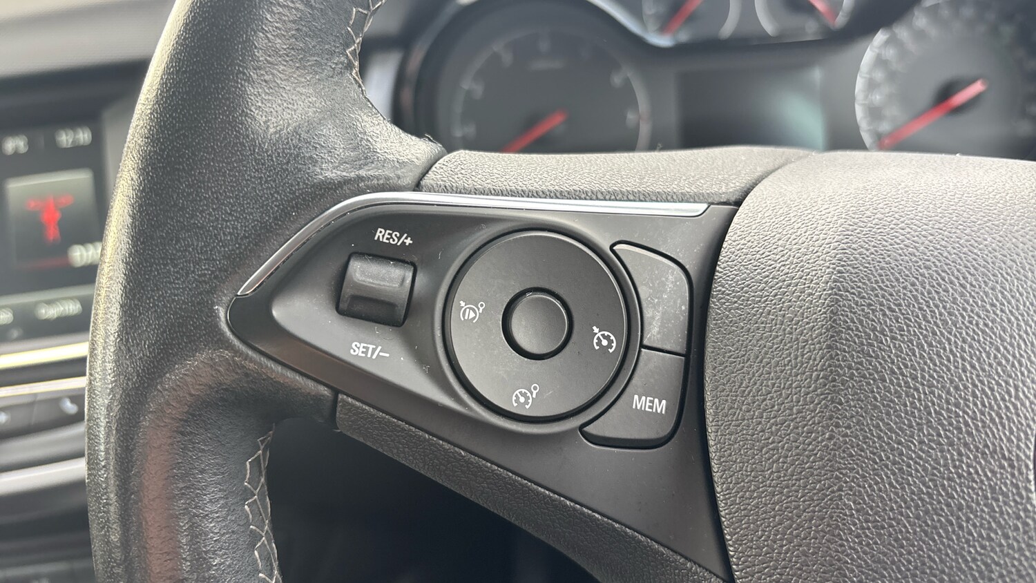 Used Vauxhall Crossland 2023 for sale - 77103342: Photo 21