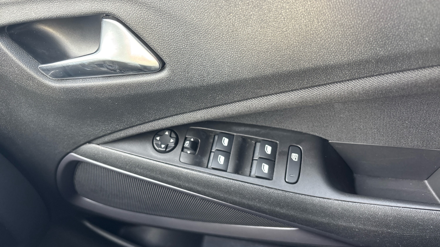 Used Vauxhall Crossland 2023 for sale - 77103342: Photo 25