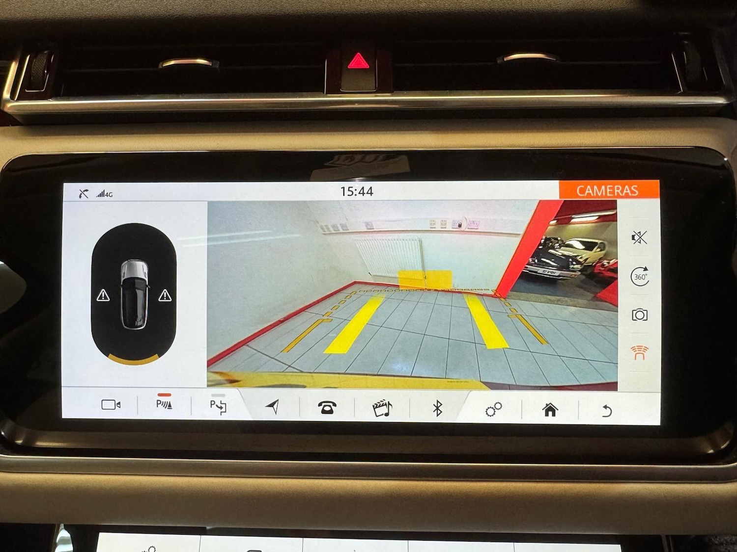 Used Land Rover Range Rover Velar 2019 for sale - 77939810: Photo 11