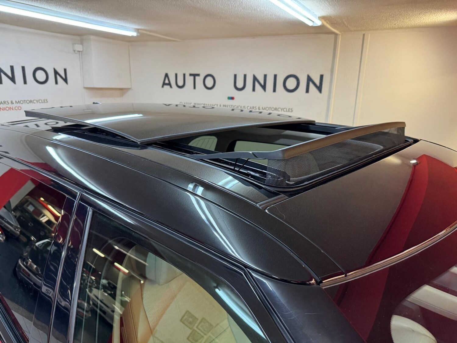 Used Land Rover Range Rover Velar 2019 for sale - 77939810: Photo 17