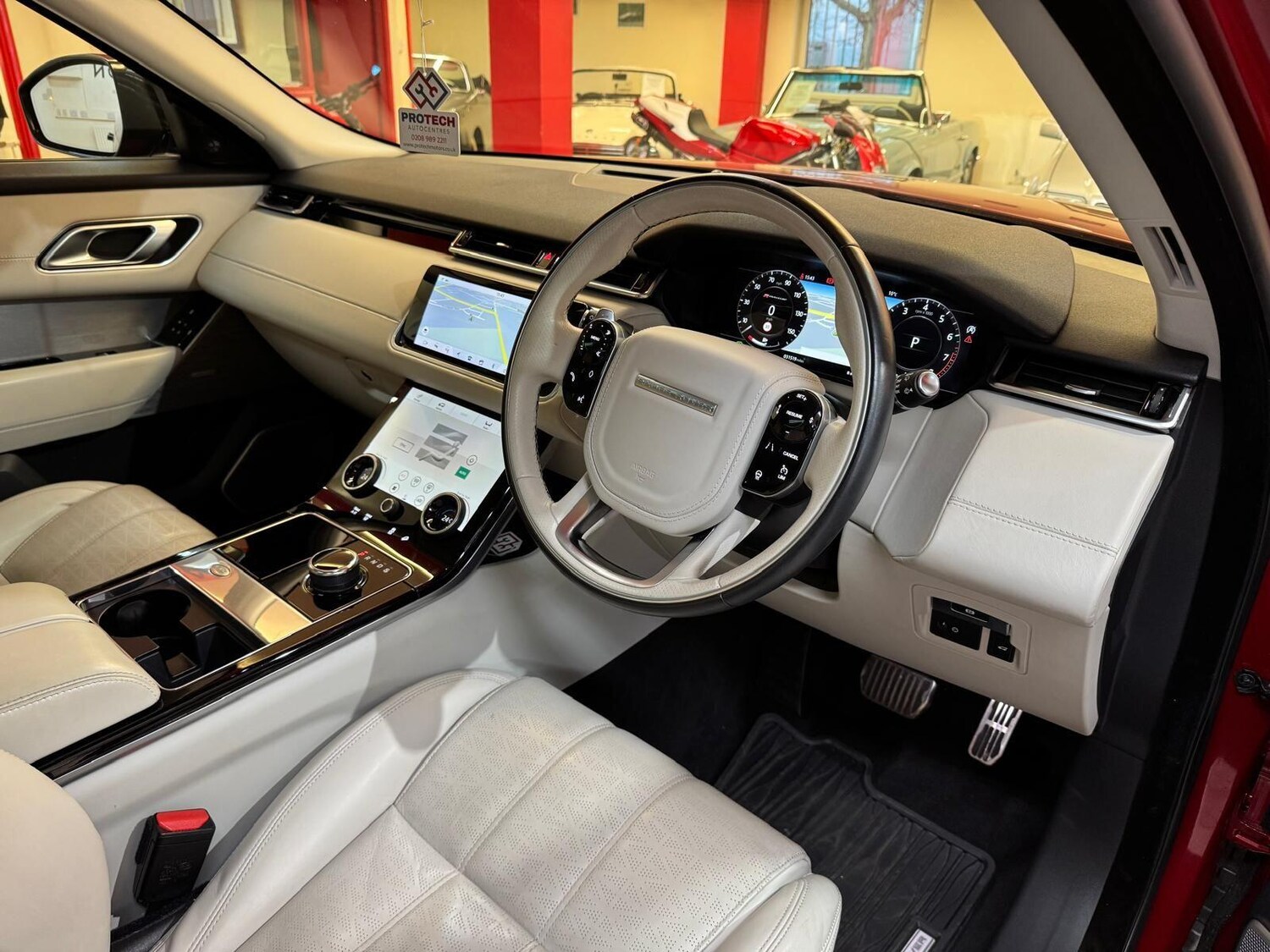 Used Land Rover Range Rover Velar 2019 for sale - 77939810: Photo 24