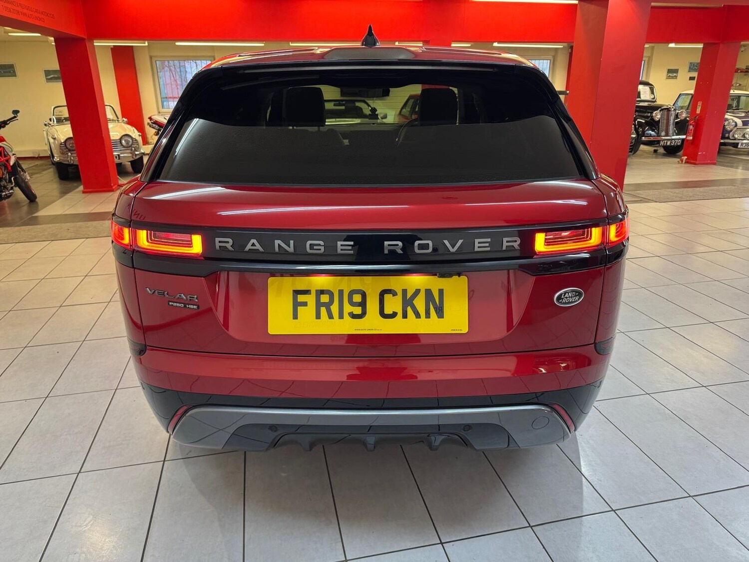 Used Land Rover Range Rover Velar 2019 for sale - 77939810: Photo 6
