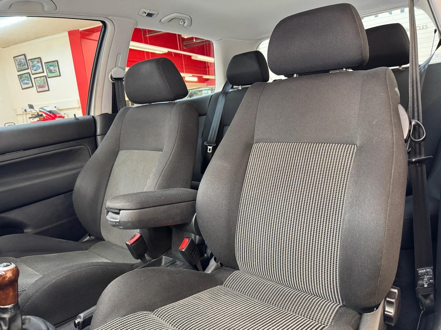 Used Volkswagen Golf 2001 for sale - 77120894: Photo 11