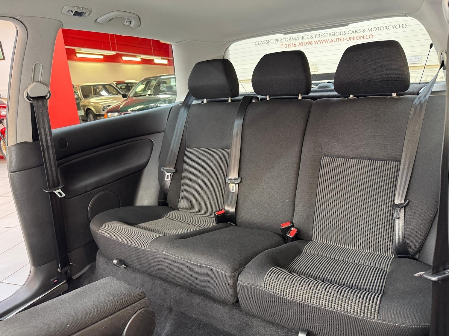 Used Volkswagen Golf 2001 for sale - 77120894: Photo 17