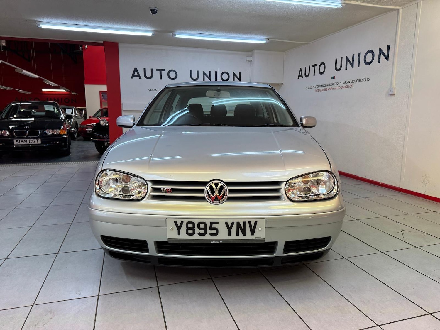 Used Volkswagen Golf 2001 for sale - 77120894: Photo 8