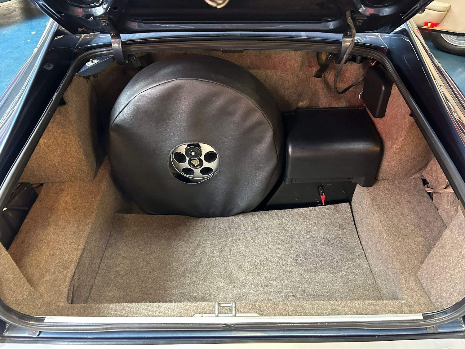 Used Jaguar XJS for sale - 76992773: Photo 19