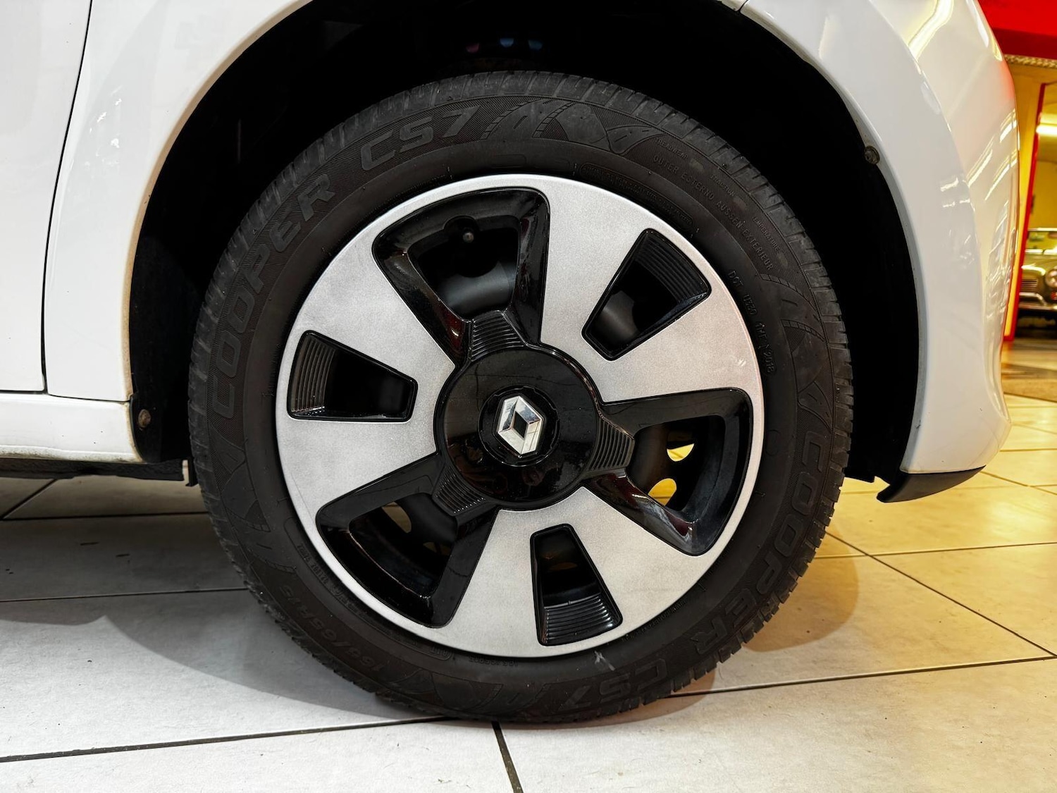 Used Renault Twingo 2016 for sale - 76926257: Photo 20