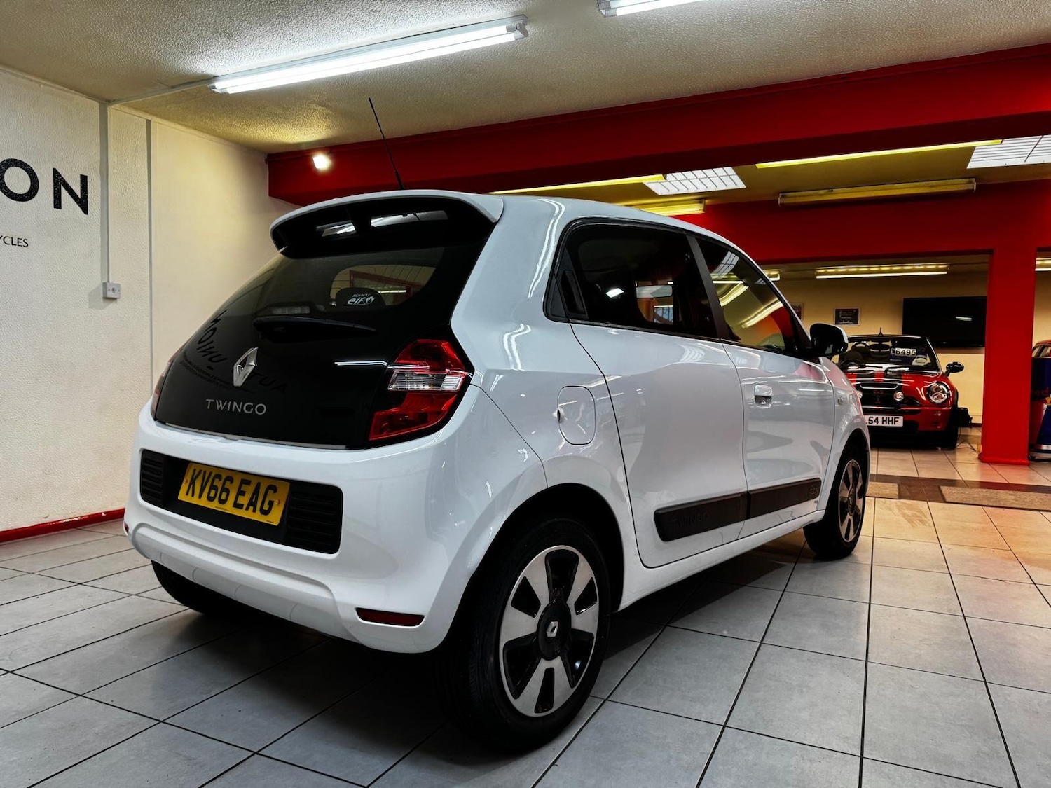 Used Renault Twingo 2016 for sale - 76926257: Photo 4