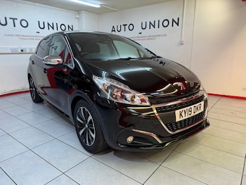 Used Peugeot 208 2019 for sale - 77440890: Photo
