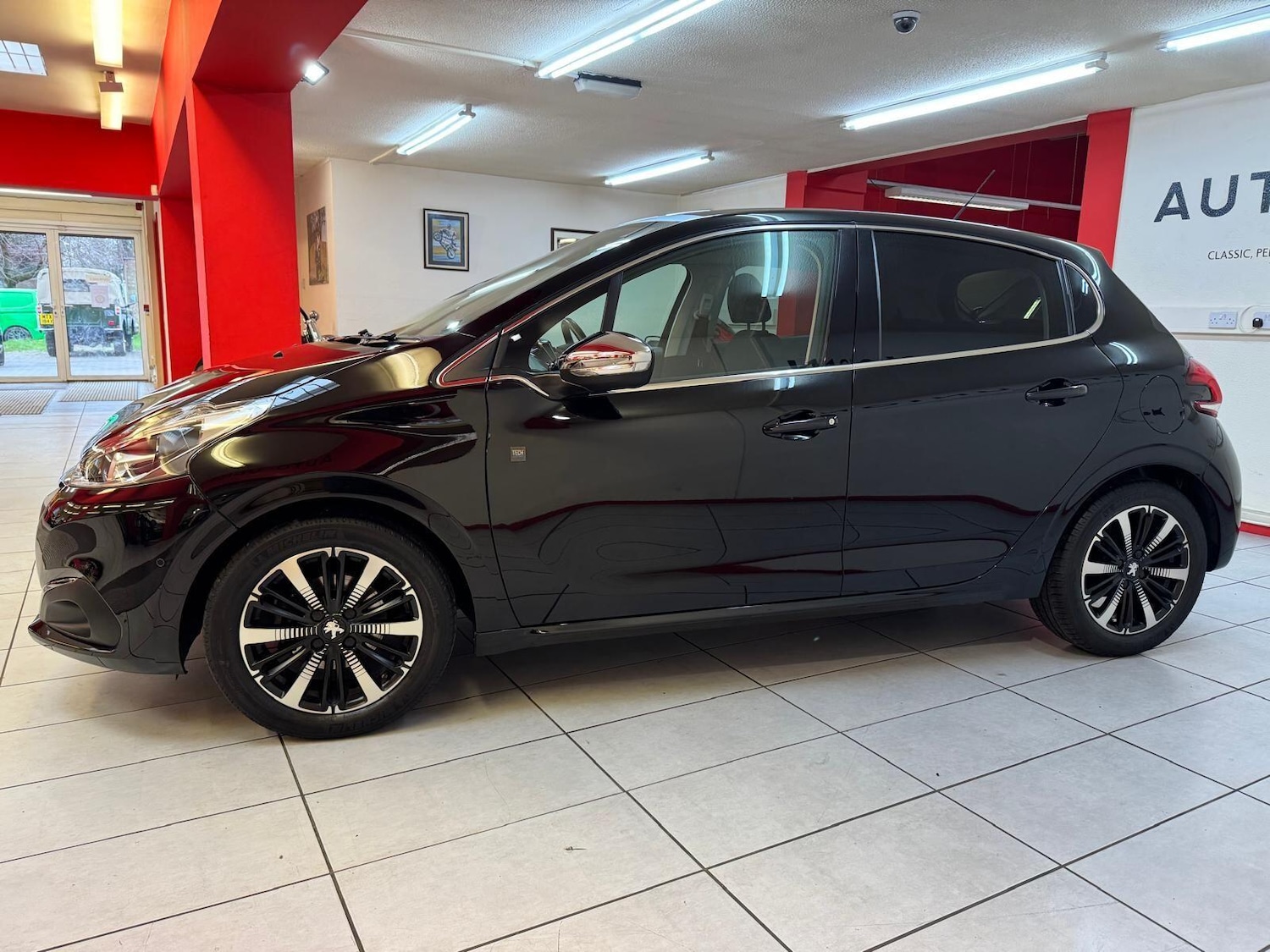 Used Peugeot 208 2019 for sale - 77440890: Photo 6