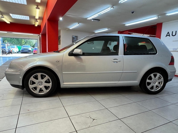 Used Volkswagen Golf 2001 for sale - 75051932: Photo 6