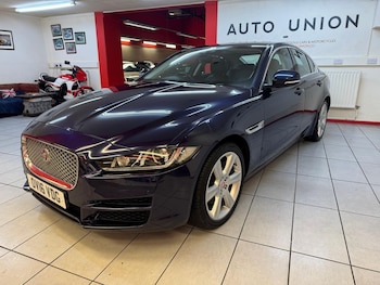 Used Jaguar XE 2016 for sale - 78318811: Photo