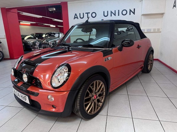 Used MINI Convertible 2004 for sale - 74465265: Photo 7