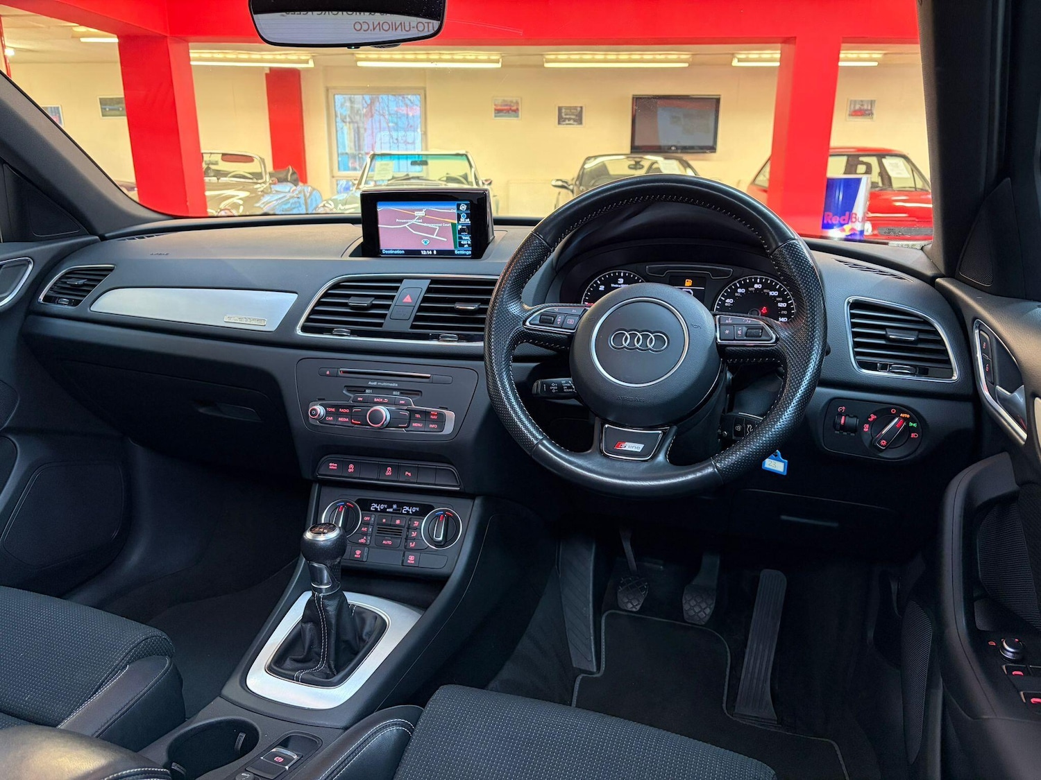 Used Audi Q3 2017 for sale - 76990657: Photo 17