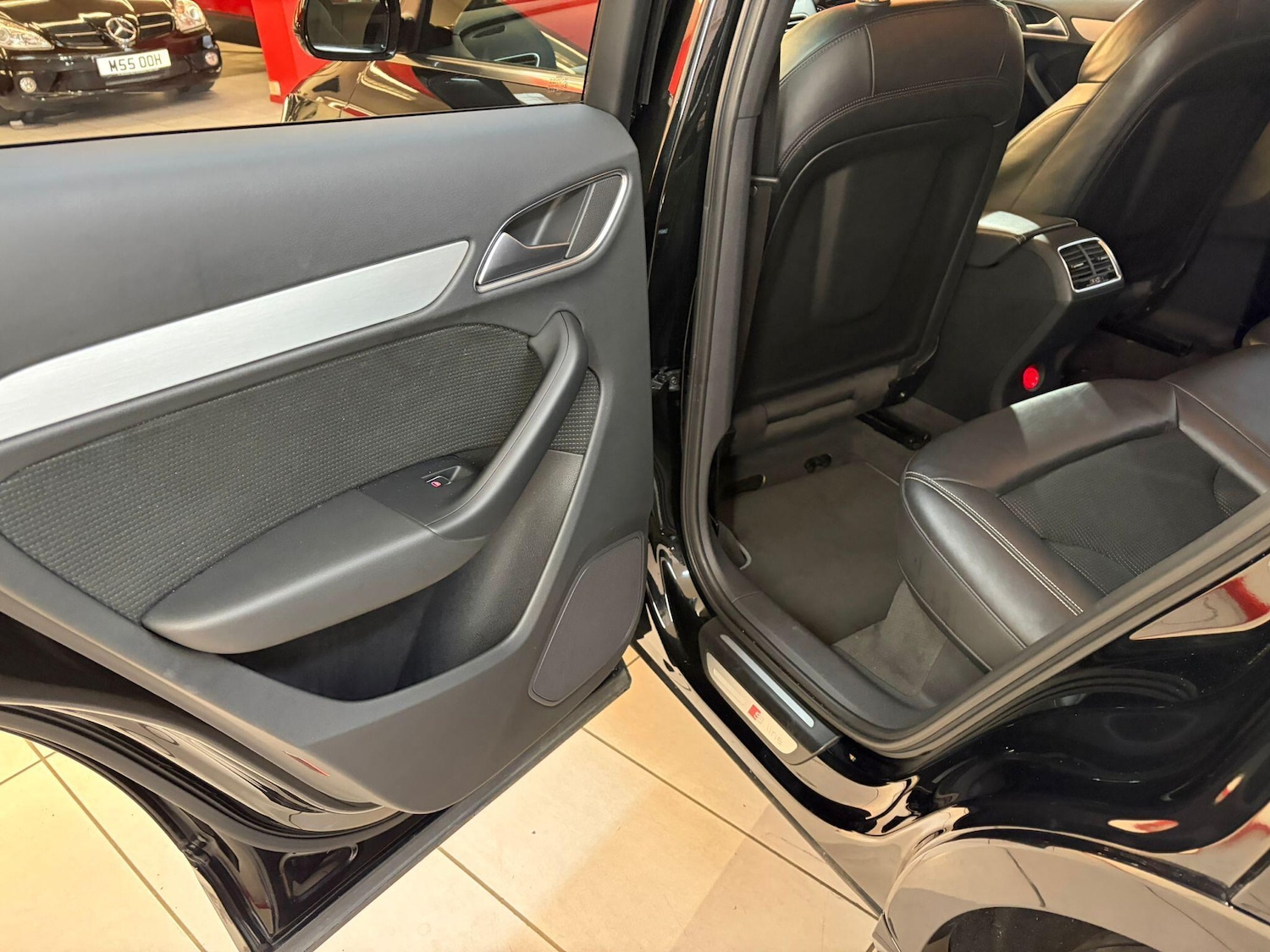 Used Audi Q3 2017 for sale - 76990657: Photo 30