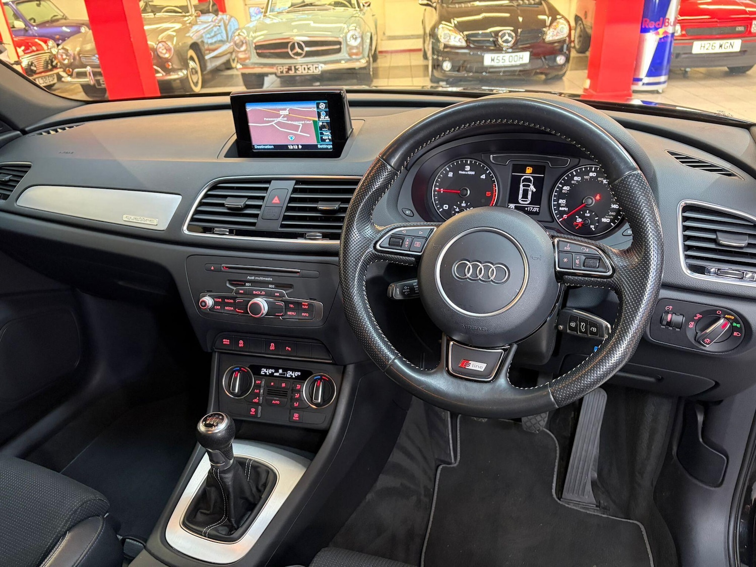 Used Audi Q3 2017 for sale - 76990657: Photo 32