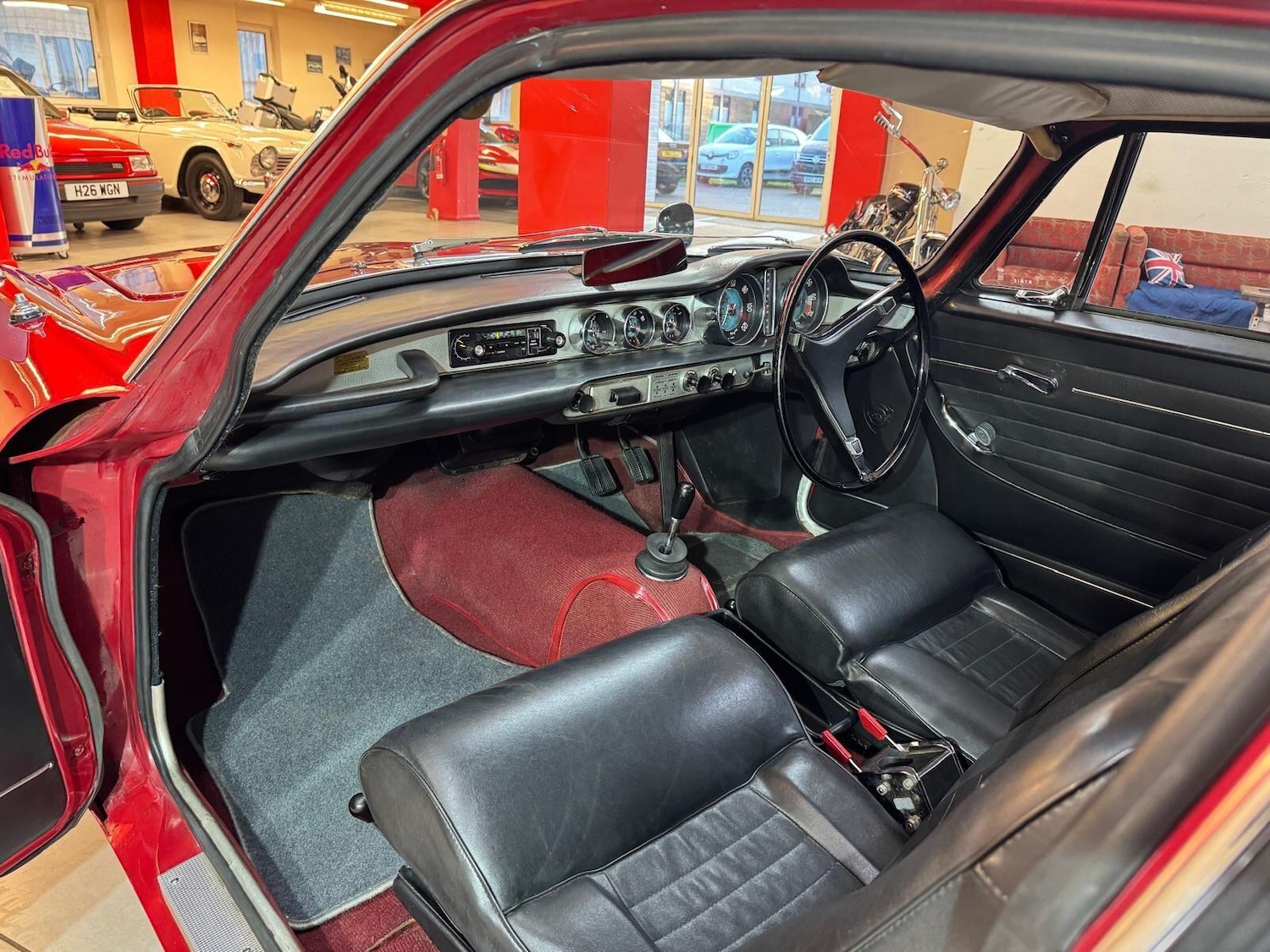 Used Volvo P1800 1967 for sale - 77156154: Photo 31