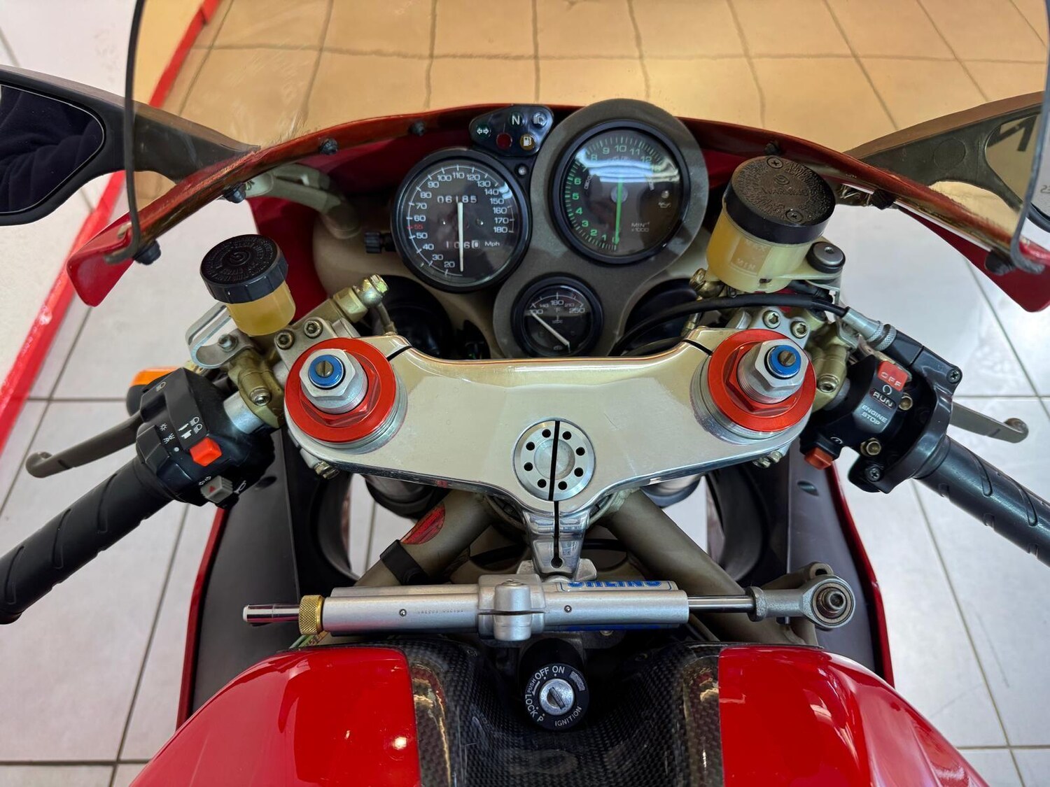 Ducati 916