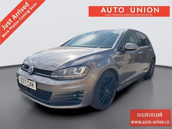 Used Volkswagen Golf 2017 for sale - 79621047: Photo