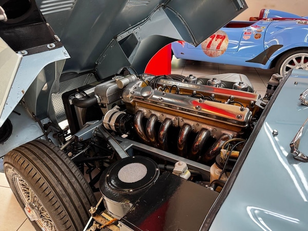 Used Jaguar E-Type 1966 for sale - 75634912: Photo 33