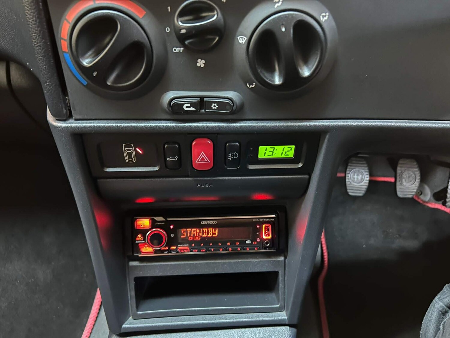 Vehicle 29
