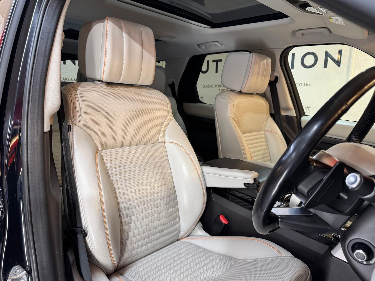 Used Land Rover Discovery 2018 for sale - 77387351: Photo 13