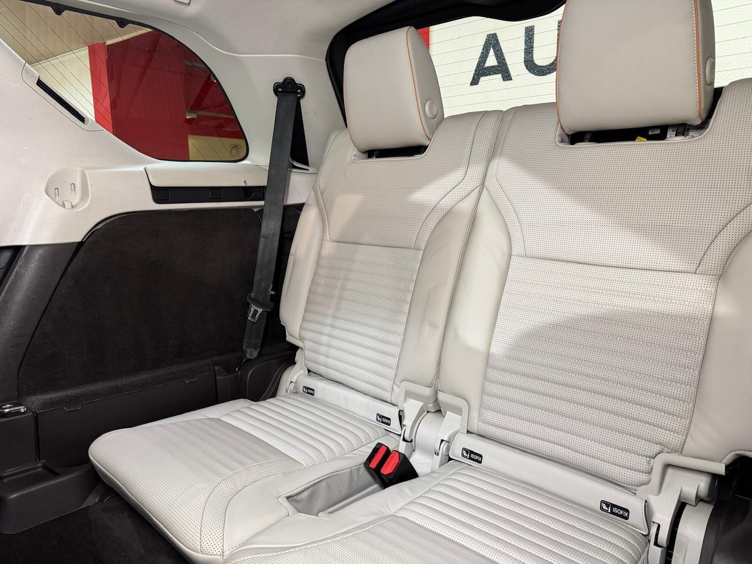 Used Land Rover Discovery 2018 for sale - 77387351: Photo 15