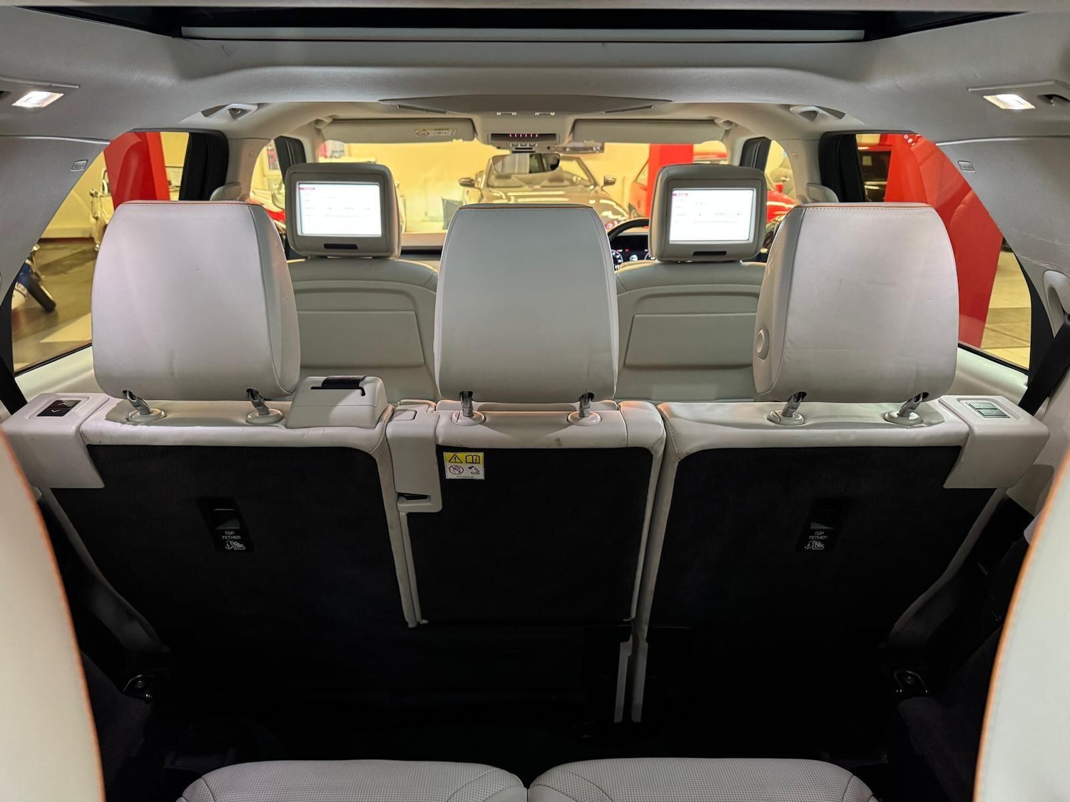 Used Land Rover Discovery 2018 for sale - 77387351: Photo 16