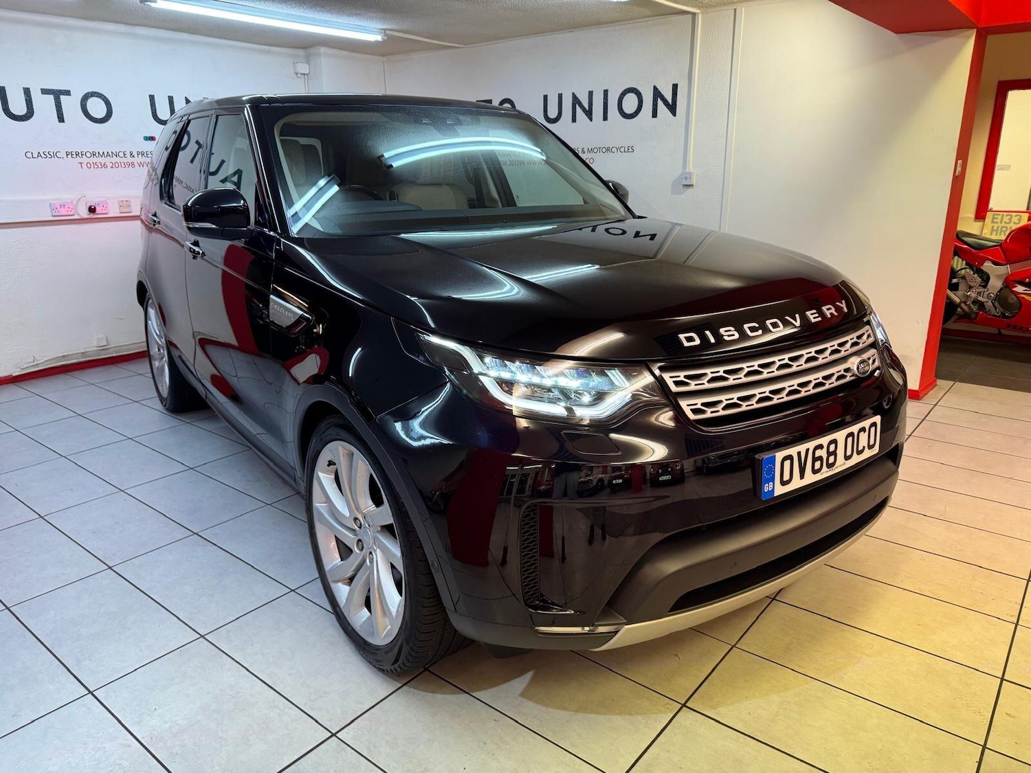 Used Land Rover Discovery 2018 for sale - 77387351: Photo 5