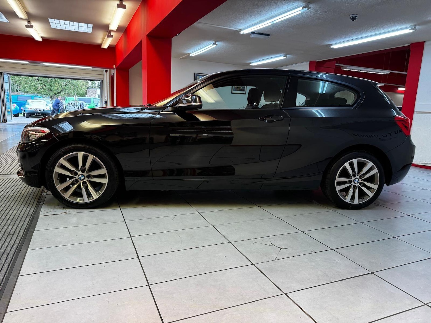 Used BMW 1 Series 2017 for sale - 76085171: Photo 6