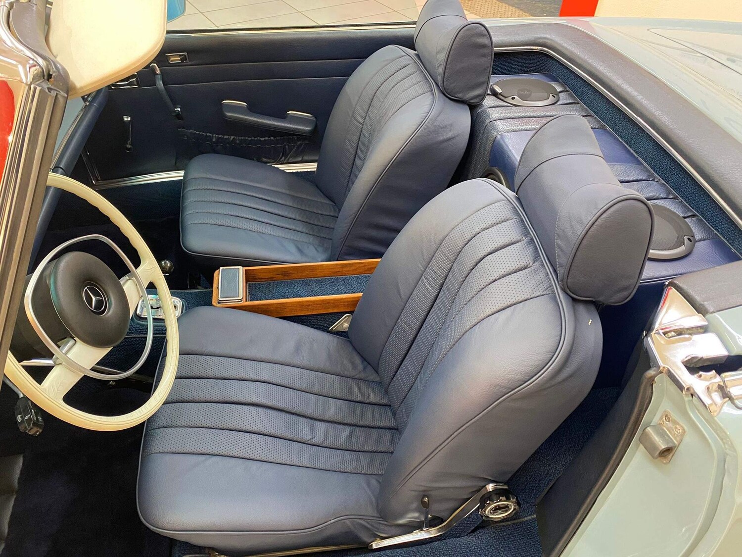 Used Mercedes-Benz 280 SL 2021 for sale - 76282843: Photo 11