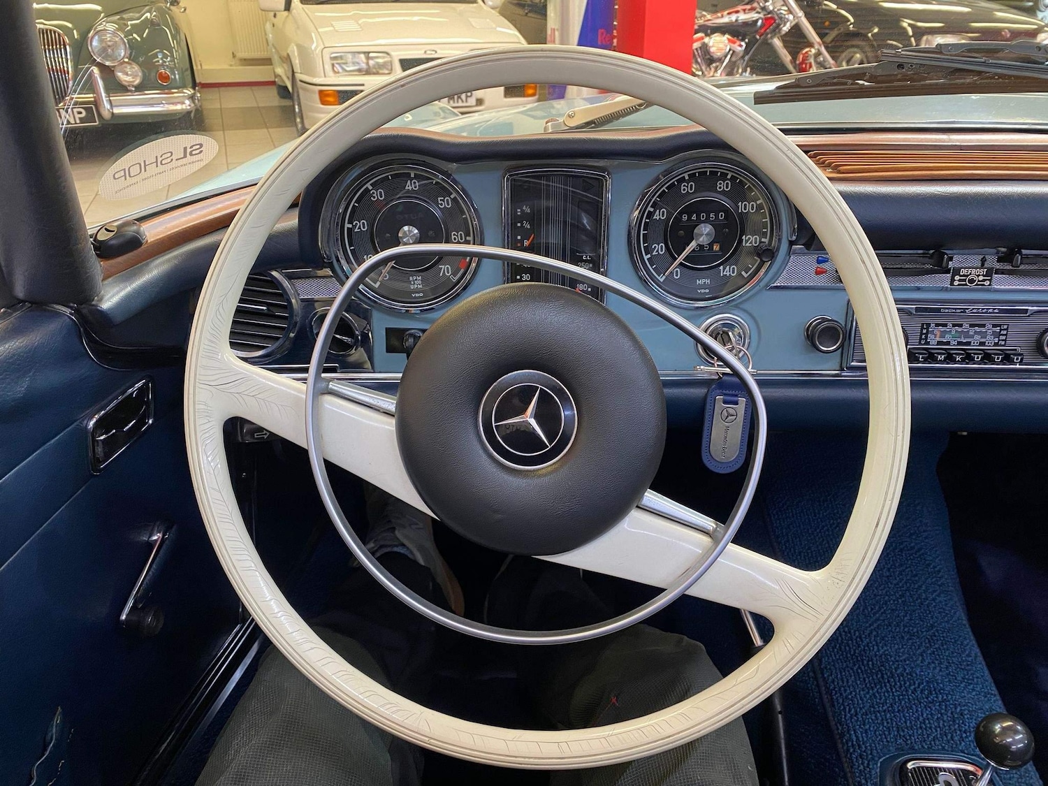 Used Mercedes-Benz 280 SL 2021 for sale - 76282843: Photo 9