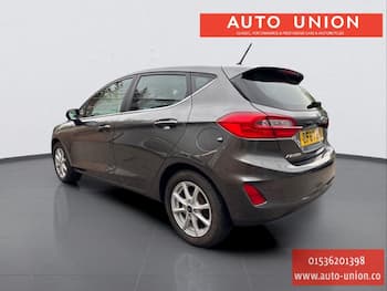 Used Ford Fiesta 2017 for sale - 79576754: Photo