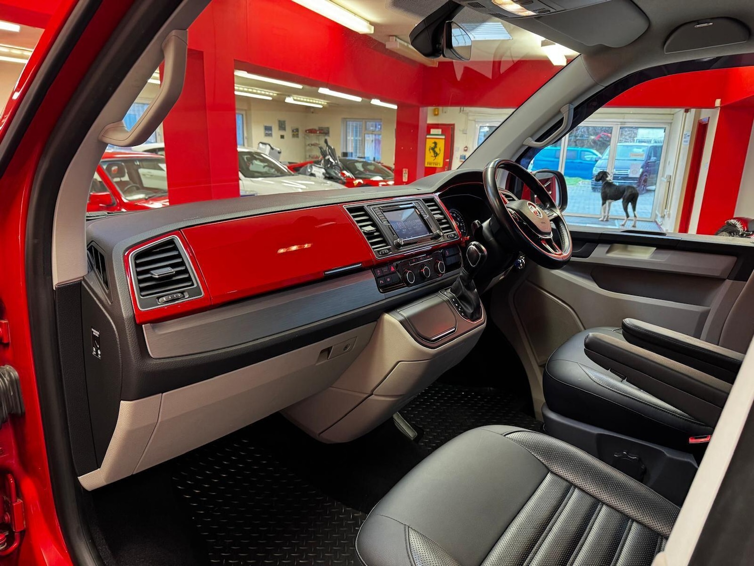 Used Volkswagen Transporter 2018 for sale - 77015837: Photo 21