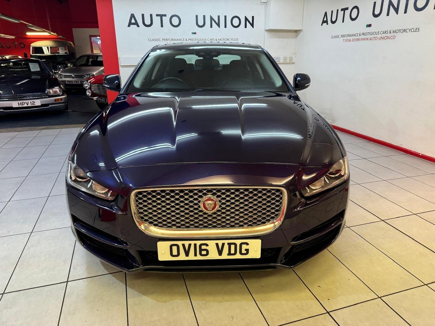 Used Jaguar XE for sale - 77305399: Photo 8