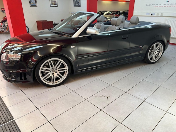 Used Audi RS4 Cabriolet 2007 for sale - 75401857: Photo 30