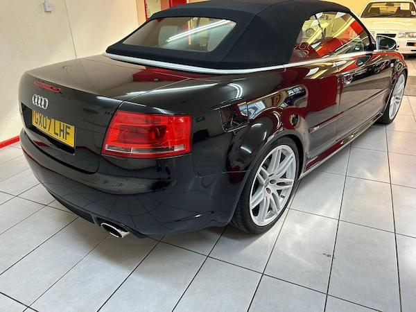 Used Audi RS4 Cabriolet 2007 for sale - 75401857: Photo 8