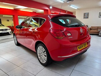 Used Vauxhall Astra 2014 for sale - 78648440: Photo