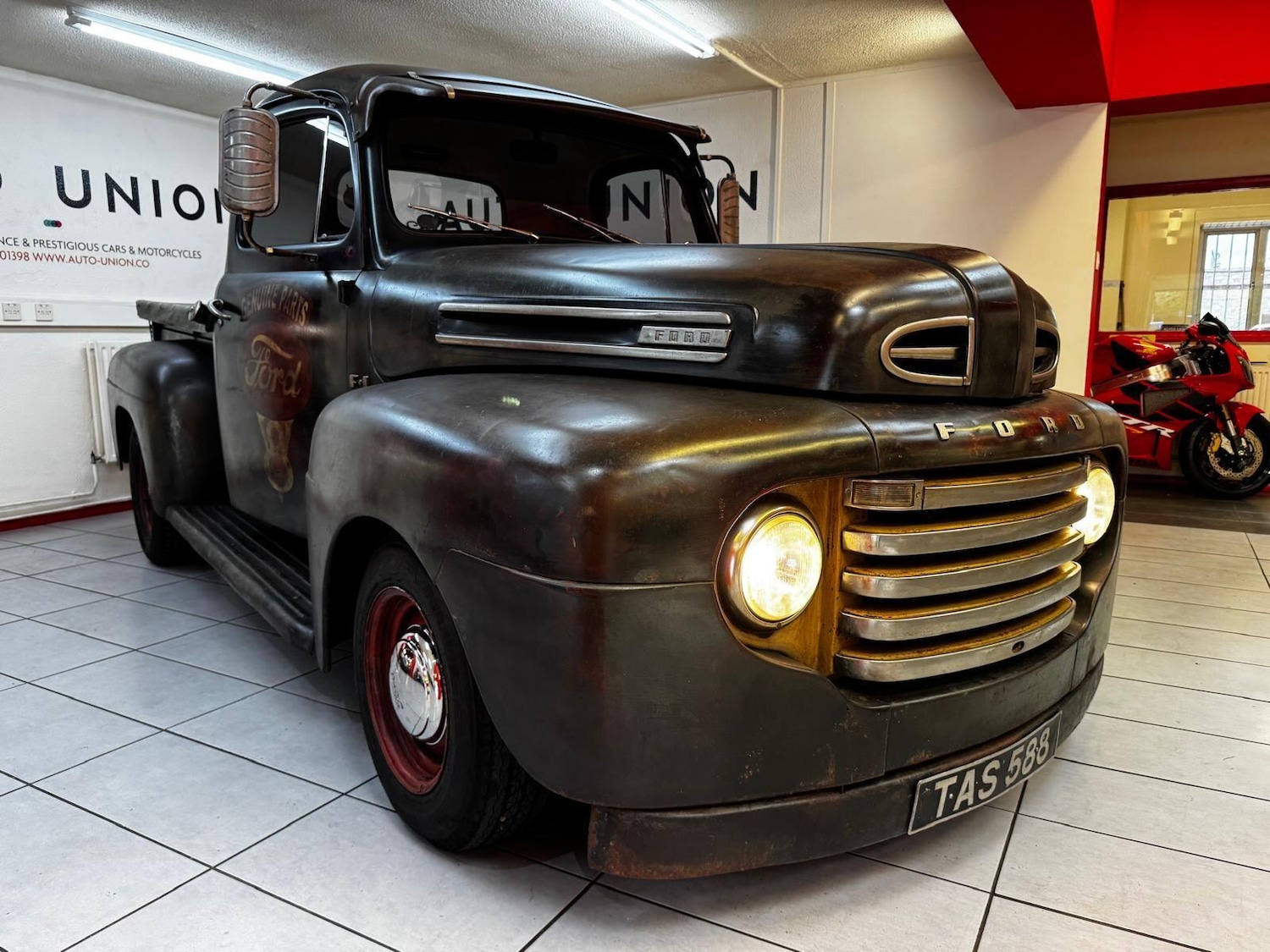 Used Ford F100 2003 for sale - 76137668: Photo 1